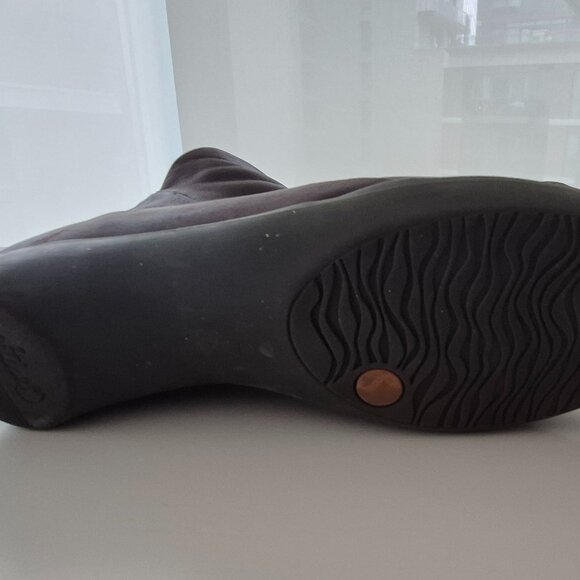 Softinos Women Ankle Boots - Picture 5 of 6